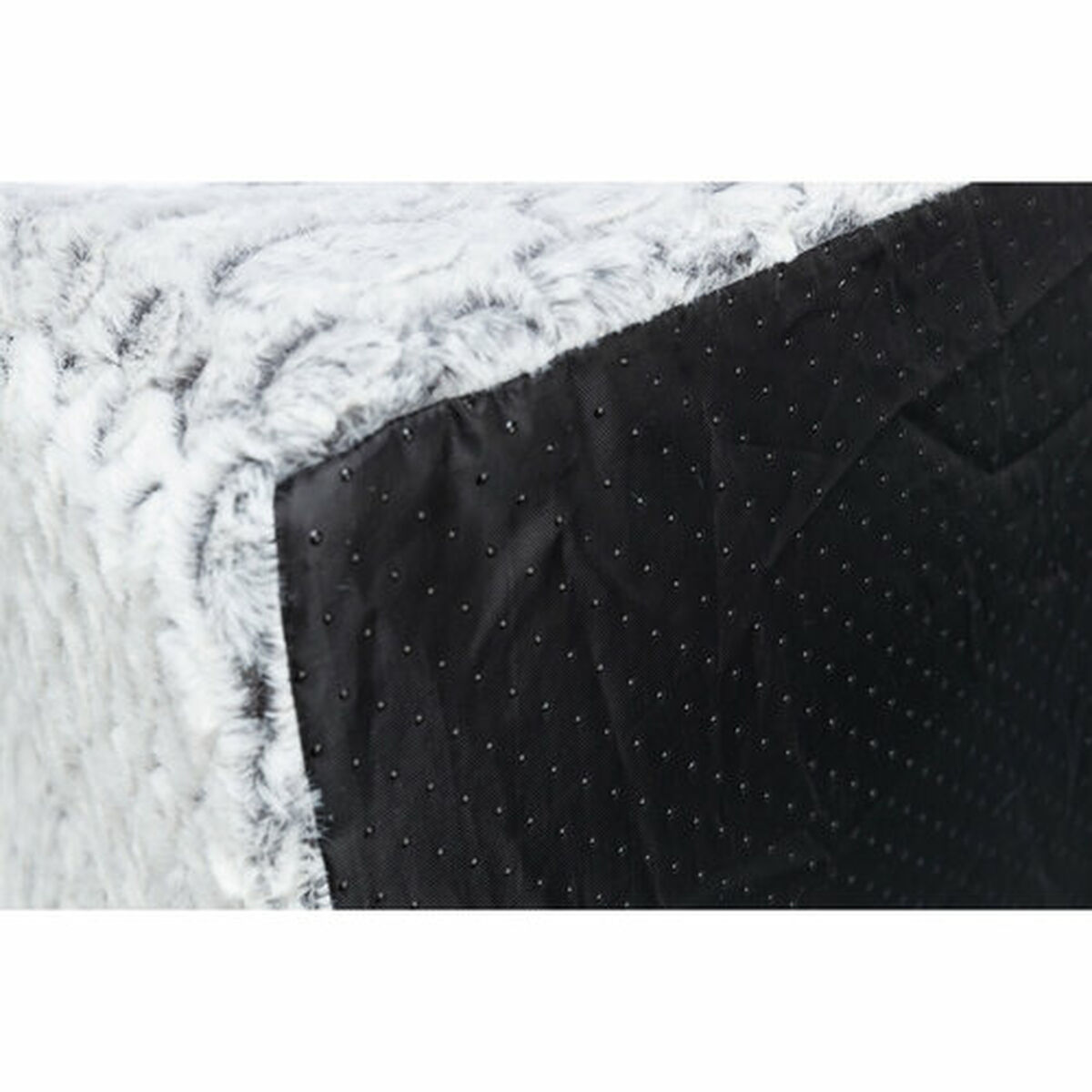 M0605829_7 M0605829_7